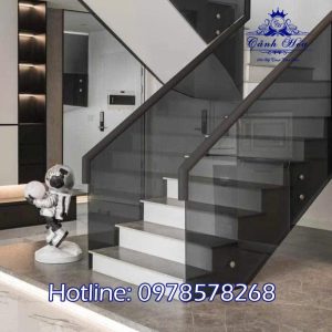 Cầu Thang Kính CTK-01