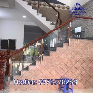 Cầu Thang Kính CTK-09