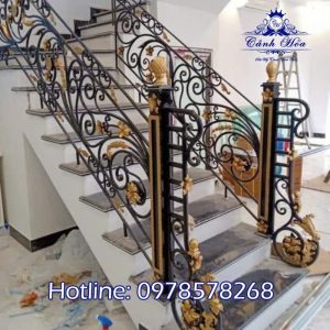 Cầu Thang Nghệ Thuật