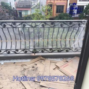 Lan Can Ban Công LCS-24