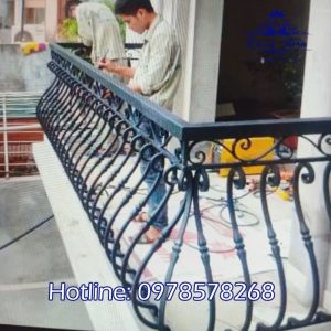 Lan Can Ban Công LCS-32